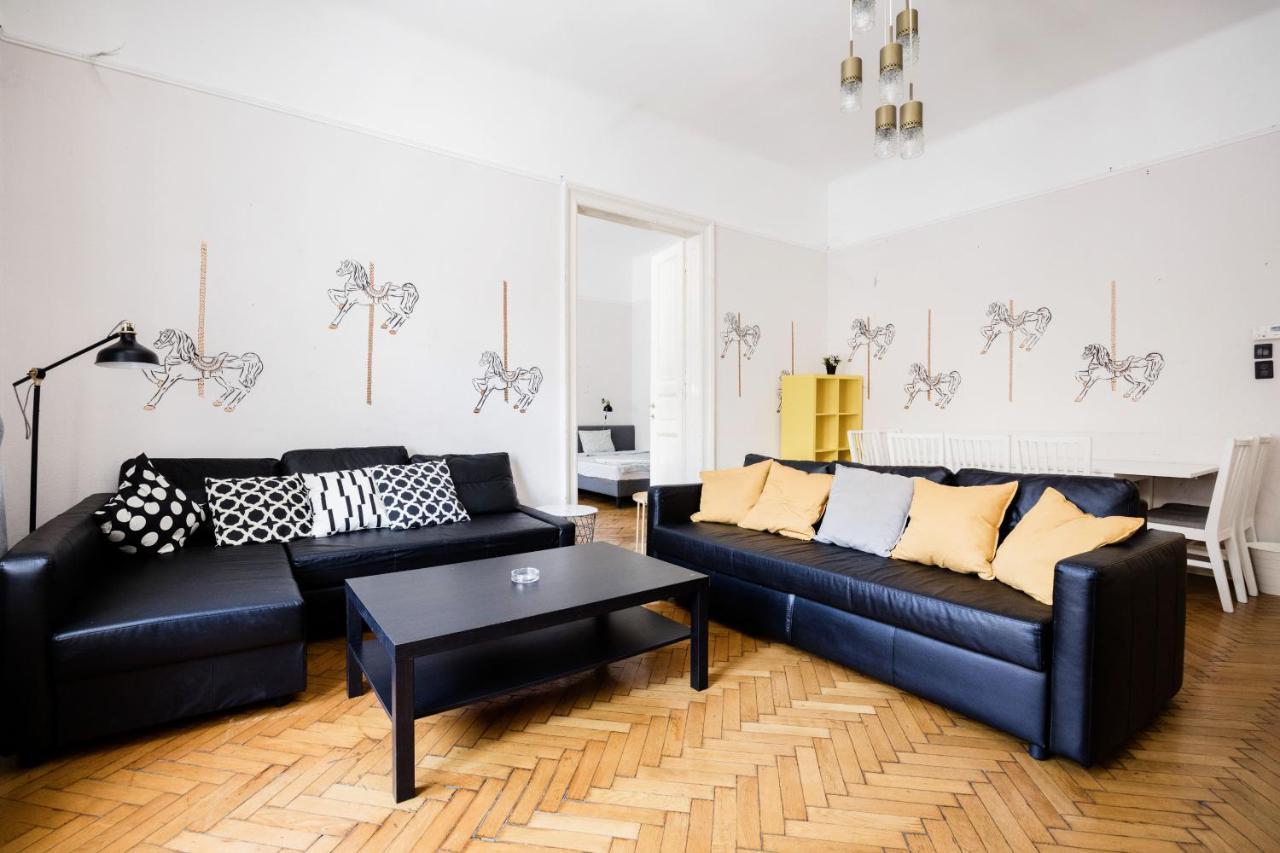Downtown Circus Apartment Budapest Exterior photo