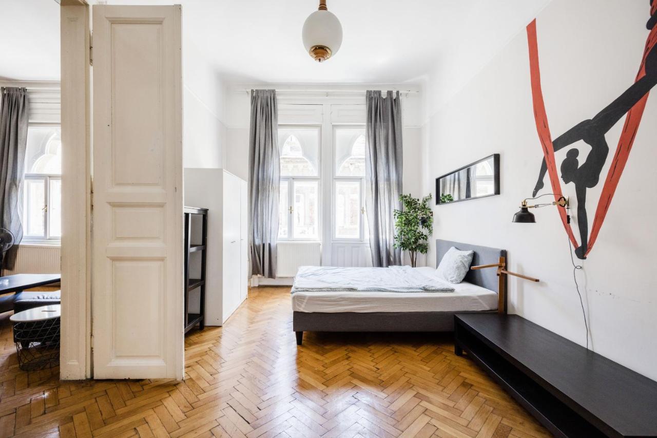 Downtown Circus Apartment Budapest Exterior photo