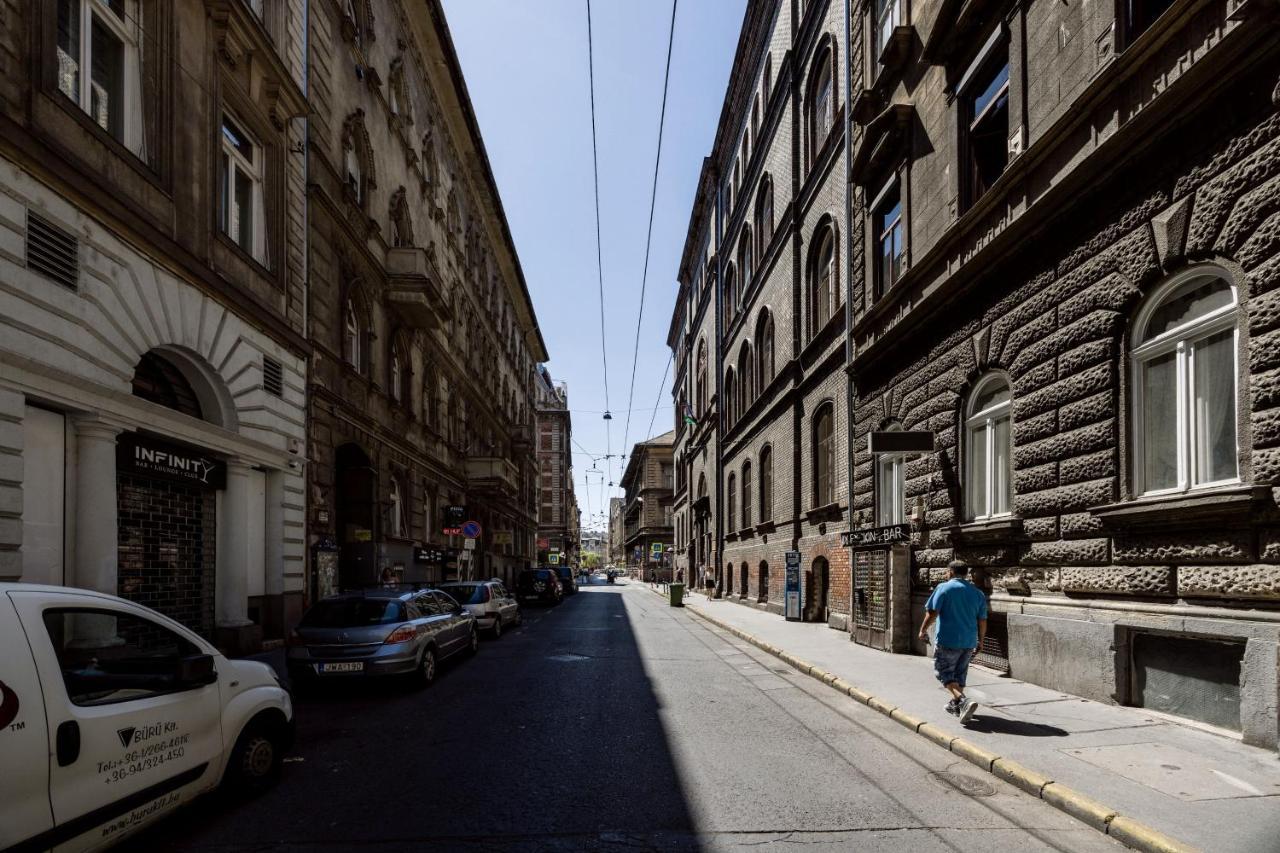 Downtown Circus Apartment Budapest Exterior photo